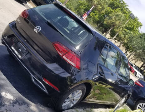 2019 Volkswagen Golf for sale at ROYALTON MOTORS in Plantation FL