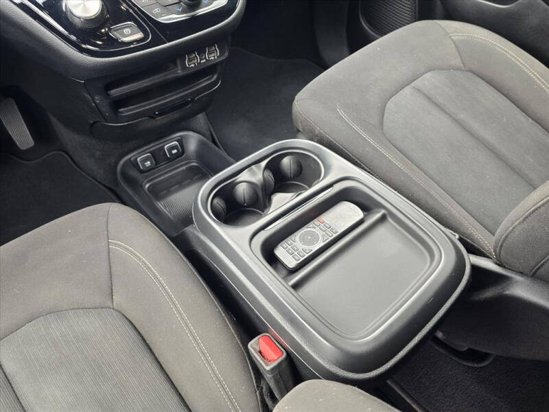 2021 Chrysler Pacifica Touring
