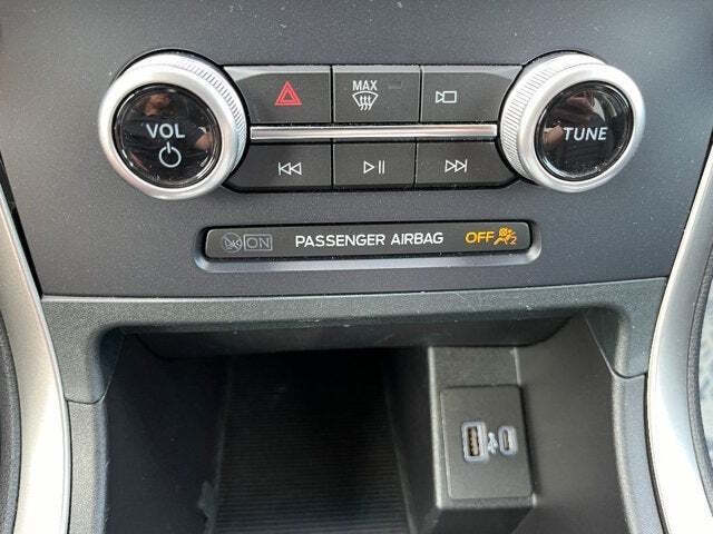 2023 Ford Edge 35