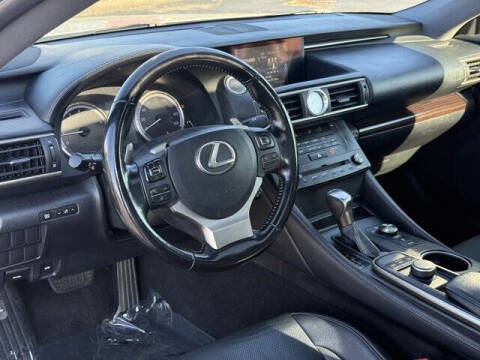 2017 Lexus RC 200t