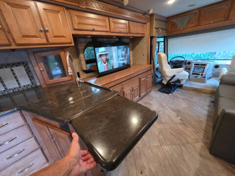 2017 Winnebago Adventurer 37