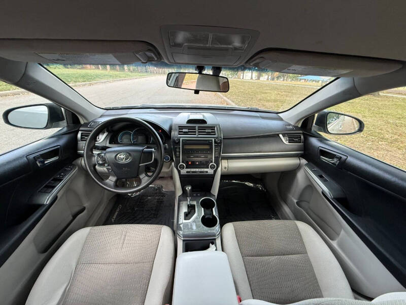 2012 Toyota Camry Hybrid LE