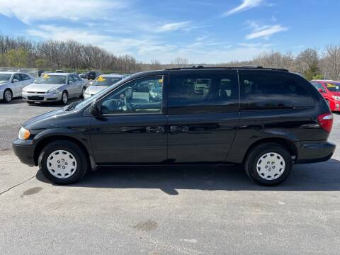 2004 Chrysler Town and Country for sale at CARS PLUS CREDIT in Independence MO