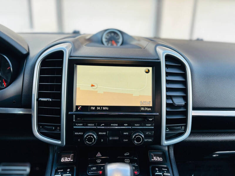 2016 Porsche Cayenne S