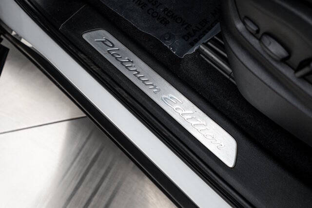 2023 Porsche Cayenne S Platinum Edition