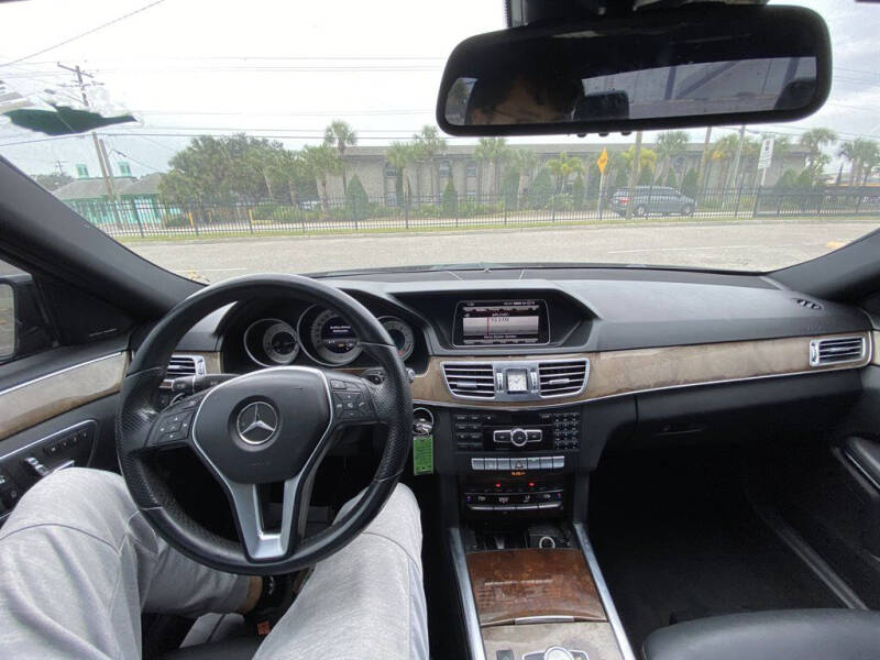 2014 Mercedes-Benz E-Class E350 Luxury photo 26