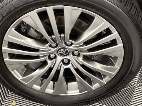 2022 Toyota Venza XLE