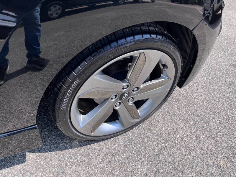 2013 Hyundai Veloster Turbo