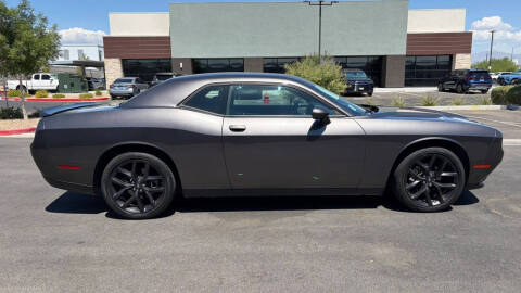 2022 Dodge Challenger SXT
