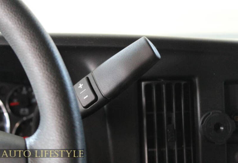 2023 GMC Savana 2500