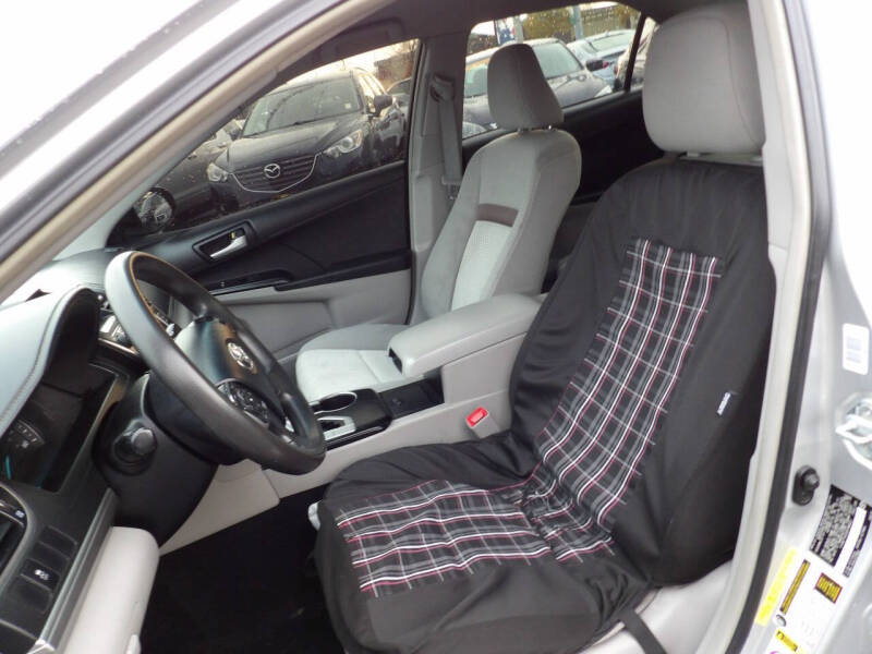 2012 Toyota Camry LE