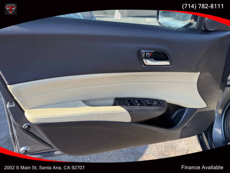 2013 Acura ILX 1.5L Hybrid w/Tech