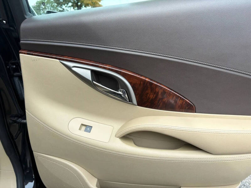 2012 Buick LaCrosse Premium 3