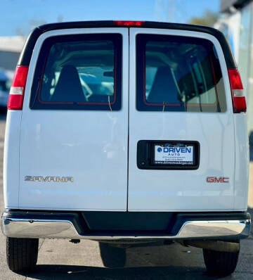 2017 GMC Savana 2500