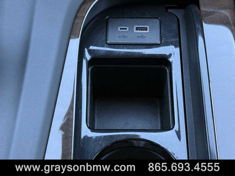 2024 Cadillac Escalade ESV Sport Platinum