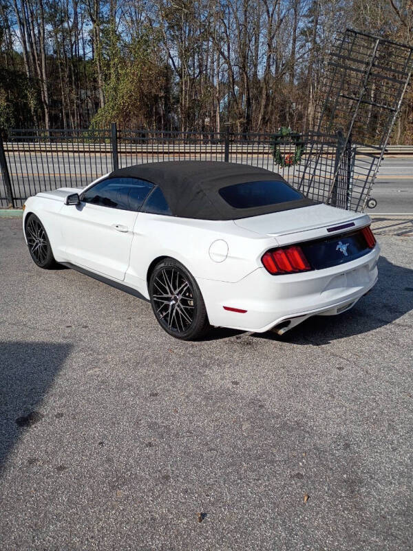 2016 Ford Mustang V6
