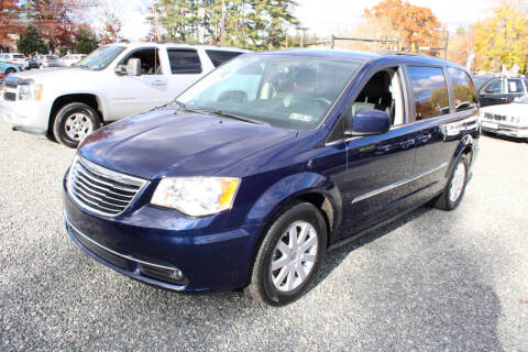 2016 Chrysler Town and Country Touring