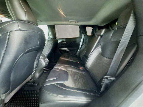 2022 Jeep Cherokee X