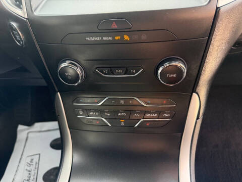 2020 Ford Edge SEL