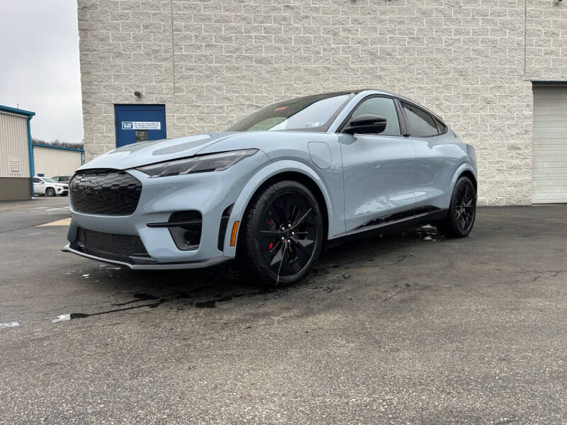 2025 Ford Mustang Mach-E GT