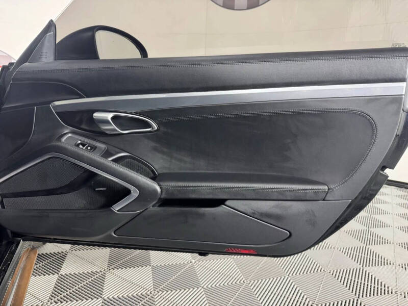 2018 Porsche 718 Cayman