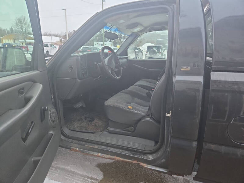 2005 Chevrolet Silverado 1500 Work Truck