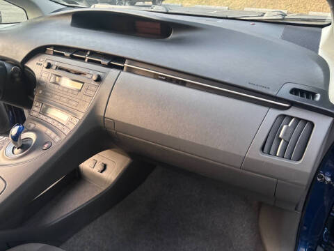 2011 Toyota Prius Two