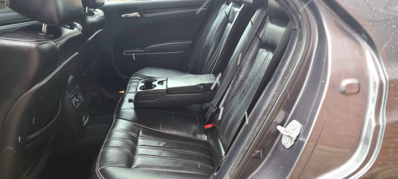 2019 Chrysler 300 S