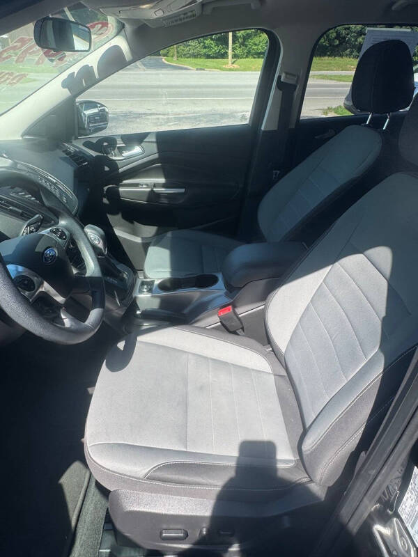 2016 Ford Escape SE