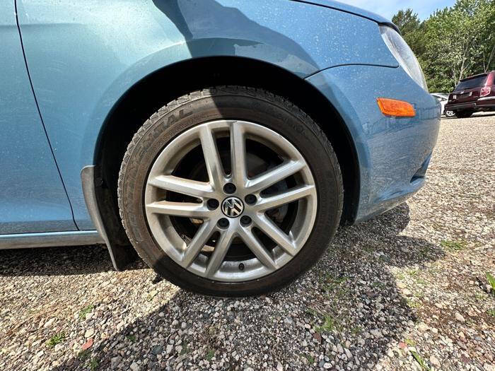 2010 Volkswagen Eos Lux