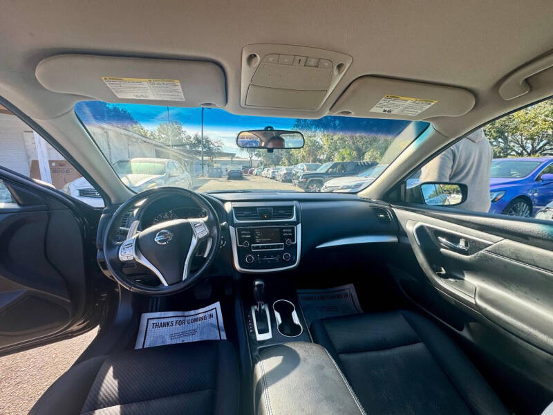 2016 Nissan Altima 2.5 SR