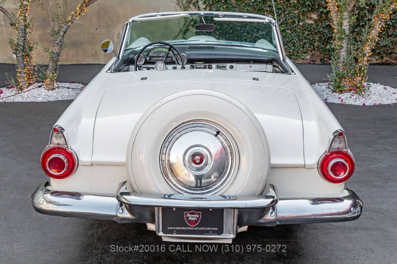 1956 Ford Thunderbird