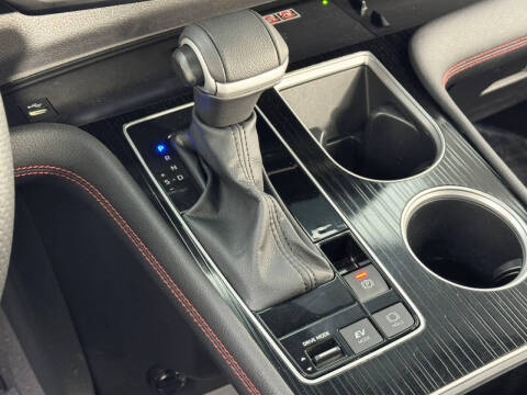 2025 Toyota Sienna XSE 7-Passenger