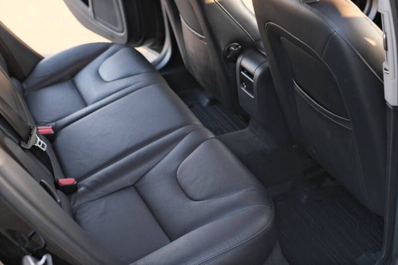 2015 Volvo V60 T5 Drive-E Premier Plus