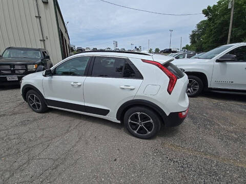 2024 Kia Niro EX