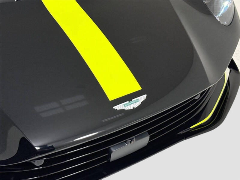 2026 Aston Martin Valhalla