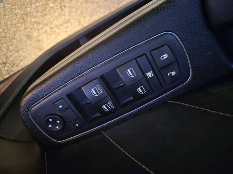 2017 Dodge Charger SXT