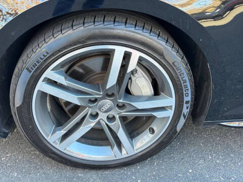 2017 Audi A4 2.0T quattro Premium Plus