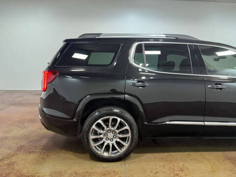 2022 GMC Acadia Denali