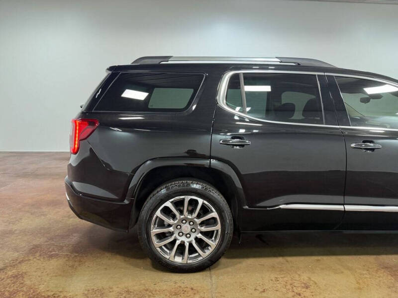 2022 GMC Acadia Denali