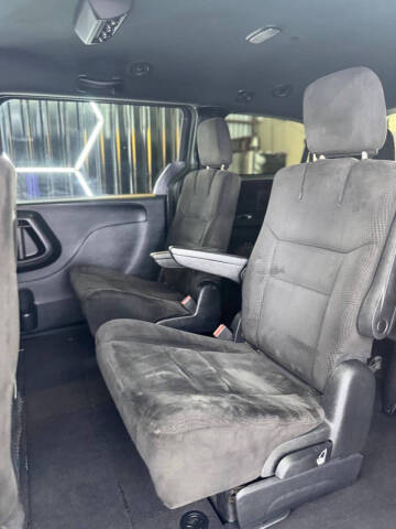 2014 Dodge Grand Caravan SE