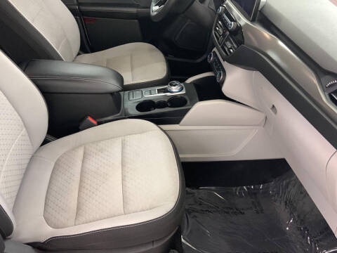 2023 Ford Escape Hybrid Active