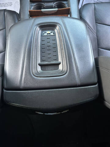 2016 Cadillac Escalade Luxury Collection