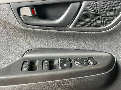 2021 Hyundai Kona SE