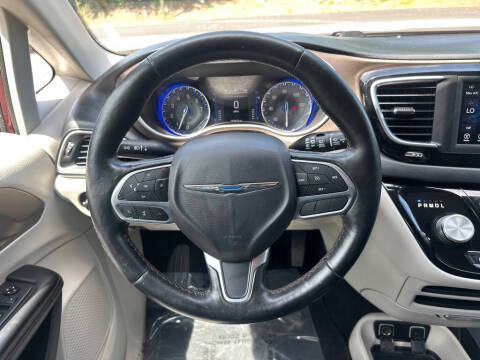 2019 Chrysler Pacifica Touring L