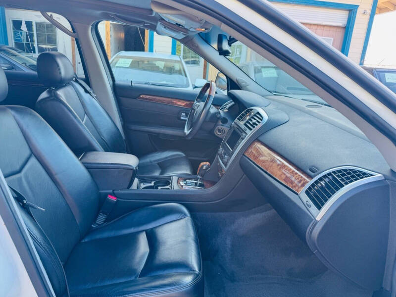 2008 Cadillac SRX V8