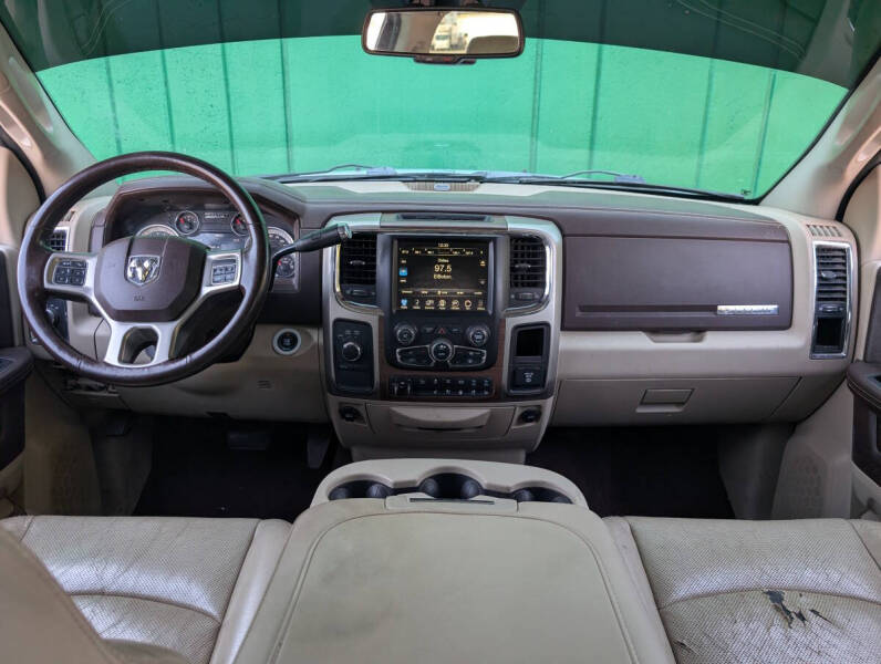 2016 RAM 2500 Laramie