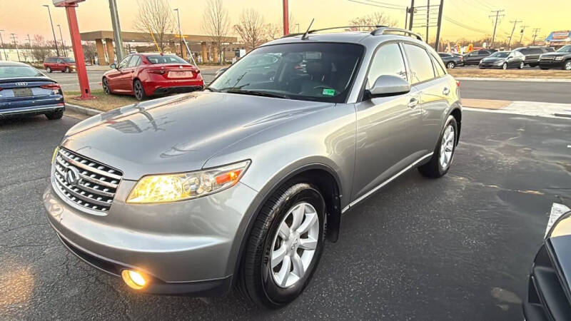 2005 Infiniti FX35