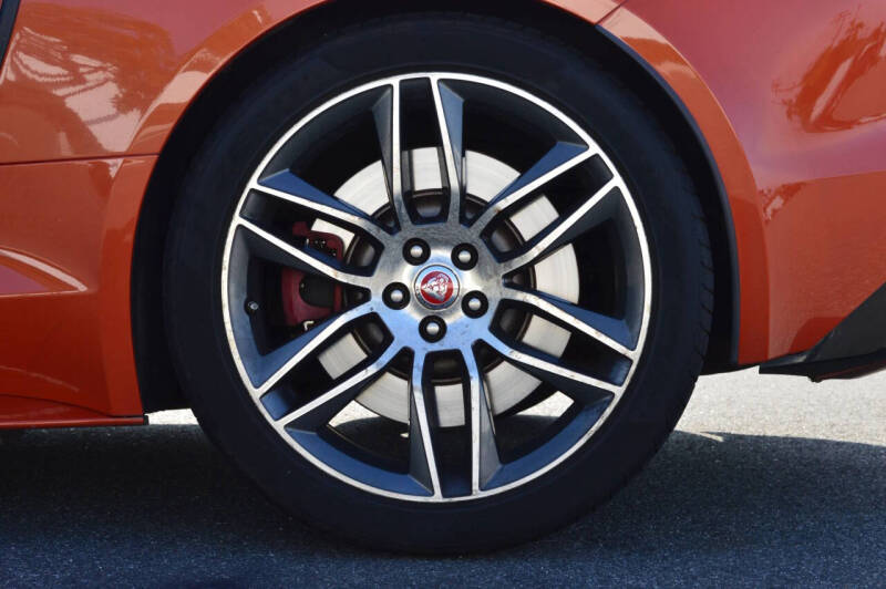 2016 Jaguar F-TYPE R