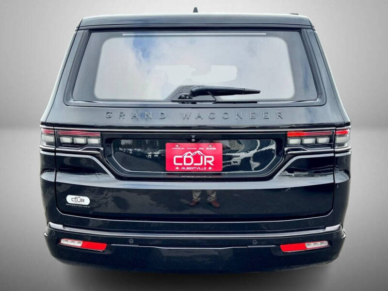 2022 Jeep Grand Wagoneer Series II